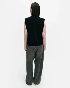 Kioski Eir Unikko Placement Wool Vest