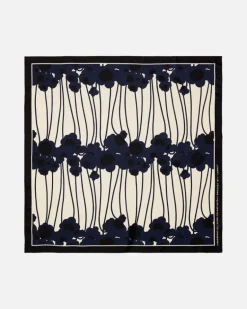 Lauhtua Lammet Silk Scarf